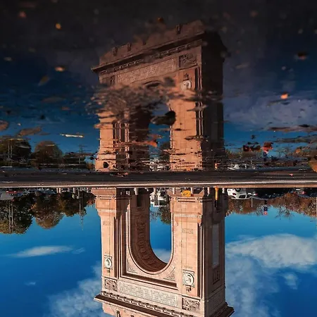 Apartment Black Iris - Cismigiu Park