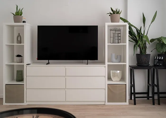 Black Iris - Cismigiu Park * Boekarest